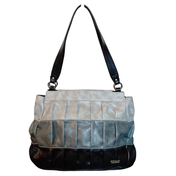 Miche Prima Base Bag With 3 Covers = Three Miche Shoulder Bags - Picture 13 of 13